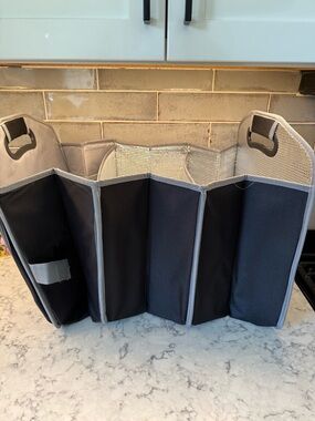 Foldable Organizer Caddy in Navy and Gray